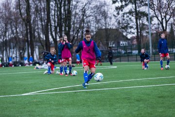 Bild 48 - wBJ Hamburger SV - Holstein Kiel : Ergebnis: 3:2